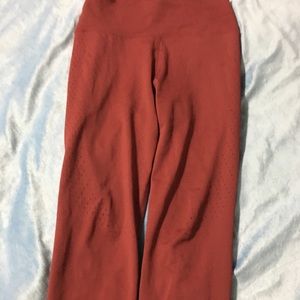 Vibe Legging - Cabernet